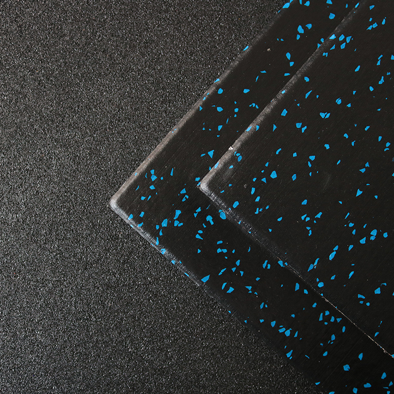 Composite Flooring with Mixed Colored and Fine Granules-img2