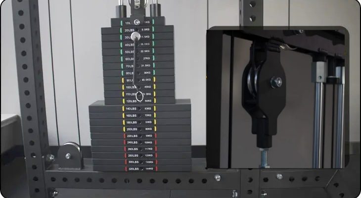 Functional Trainer Machine Lat Pull Down Machine Compatibility with Essential Gym Accessories