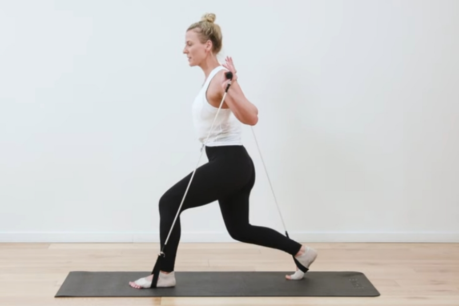 Pilates Bar Lunges